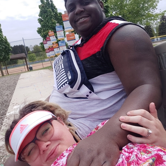 Hello & Welcome to Saucy 2nd✋Thrift 👜👠👗🎀🏠 - Picture 7 of 14